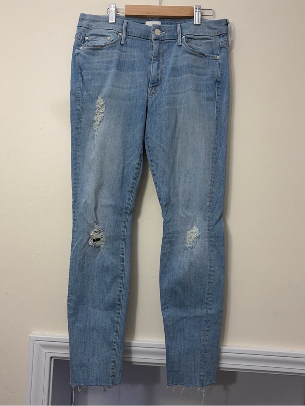 MOTHER Light Blue Skinny Jeans with Ripped Knees